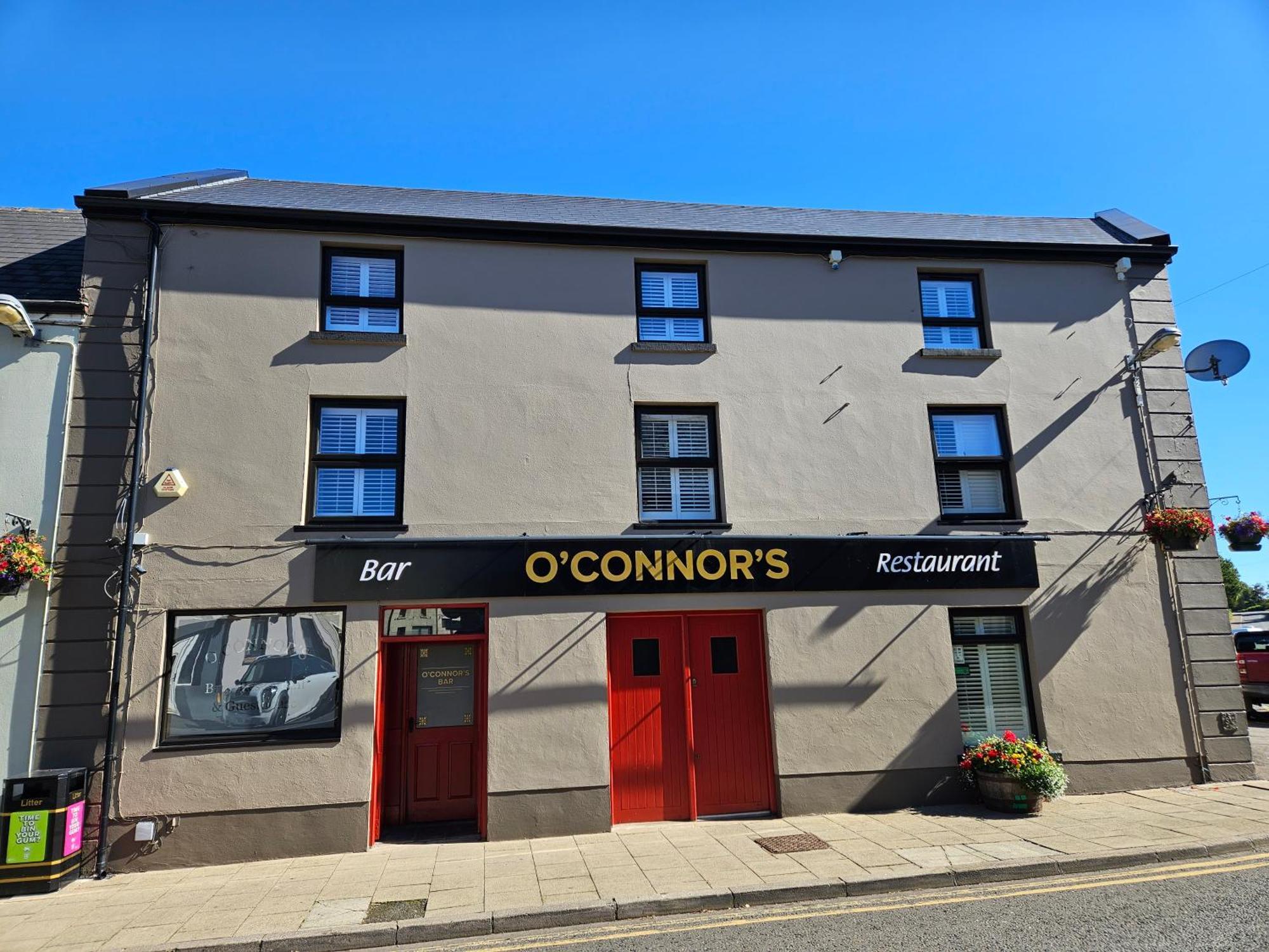 Dromore  O'Connors Bar Restaurant And Guesthouse מראה חיצוני תמונה